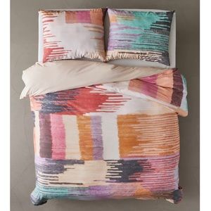 Urban Outfitters SOLD OUT Rhodes Duvet Cover - KING SIZE